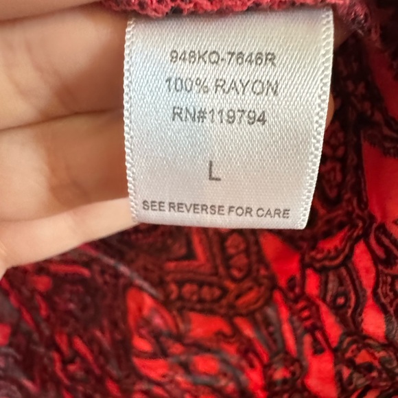 Boho Indie Red Patterned Top - Picture 4 of 4
